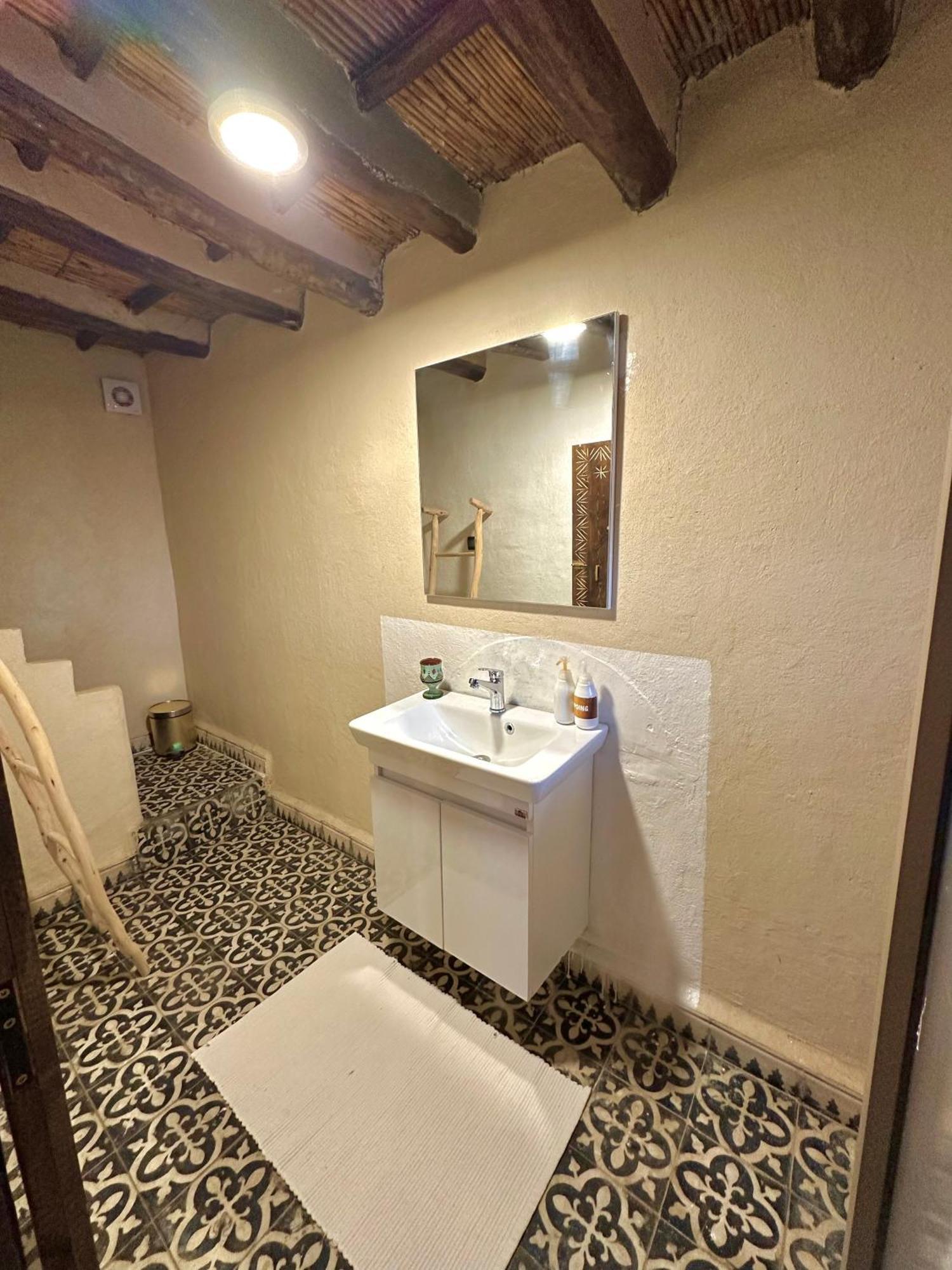 Kasbah El Hajja Bed & Breakfast Ait Benhaddou Exterior photo